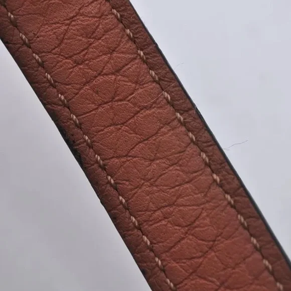 Louis Vuitton Luxury Bracelet - Picture 7 of 10